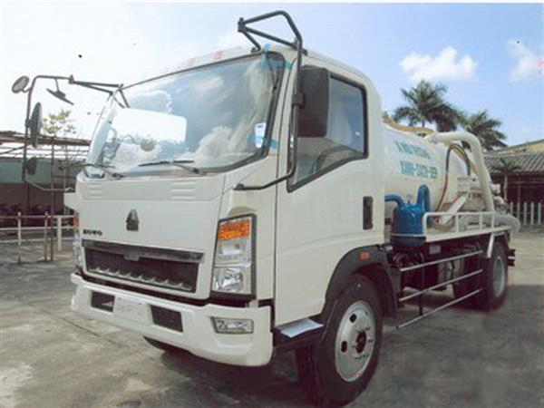 Xe hút bùn, hút chất thải howo 5 khối 2 Xe hút bùn, hút chất thải howo 5 khối