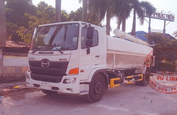 Xe chở thức ăn chăn nuôi 12 khối HINO FG8JP7A 3 xe chở thức ăn chăn nuôi 12 khối HINO FG8JP7A