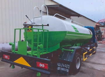 xe phun nước rửa đường 8 khối THACO OLLIN700C 4 xe phun nước rửa đường 8 khối THACO OLLIN700C