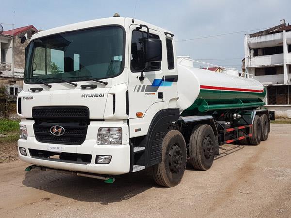 XE PHUN NƯỚC RỬA ĐƯỜNG HUYNDAI 16 KHỐI 3 xe phun nước rửa đường huyndai hd310