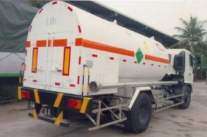 xe chở oxy lỏng 4 khối HINO FG8JJSB