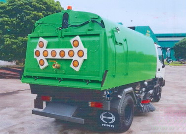 xe quét đường hút bụi 4 khối HINO WU342L 4 xe quét đường hút bụi 4 khối HINO WU342L