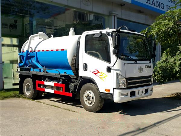 Xe hút bùn, hút chất thải faw 5 khối 2 xe hút bùn, hút chất thải faw 5 khối